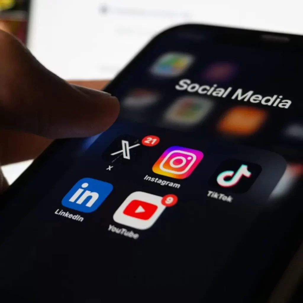 plan social media