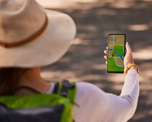 Harta pe telefon cu rezultat de SEO Local